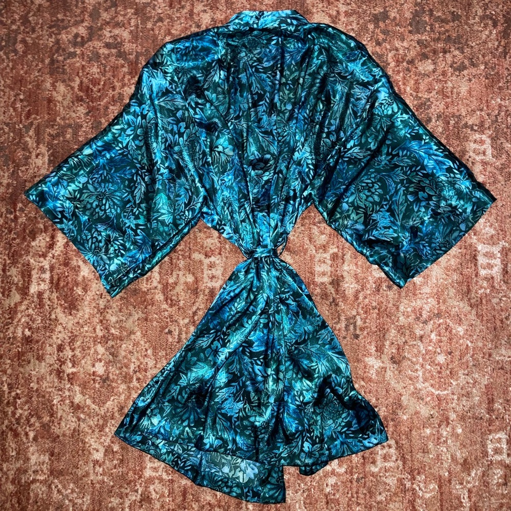Blue & Green Robe - Picture 3 of 4